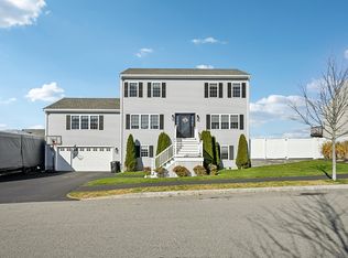 43 Gedney Dr, Peabody, MA 01960