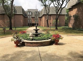 2385 Covington Rd APT 101, Akron, OH 44313