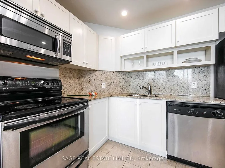 218 Queens Quay W #1711 — Photo 3