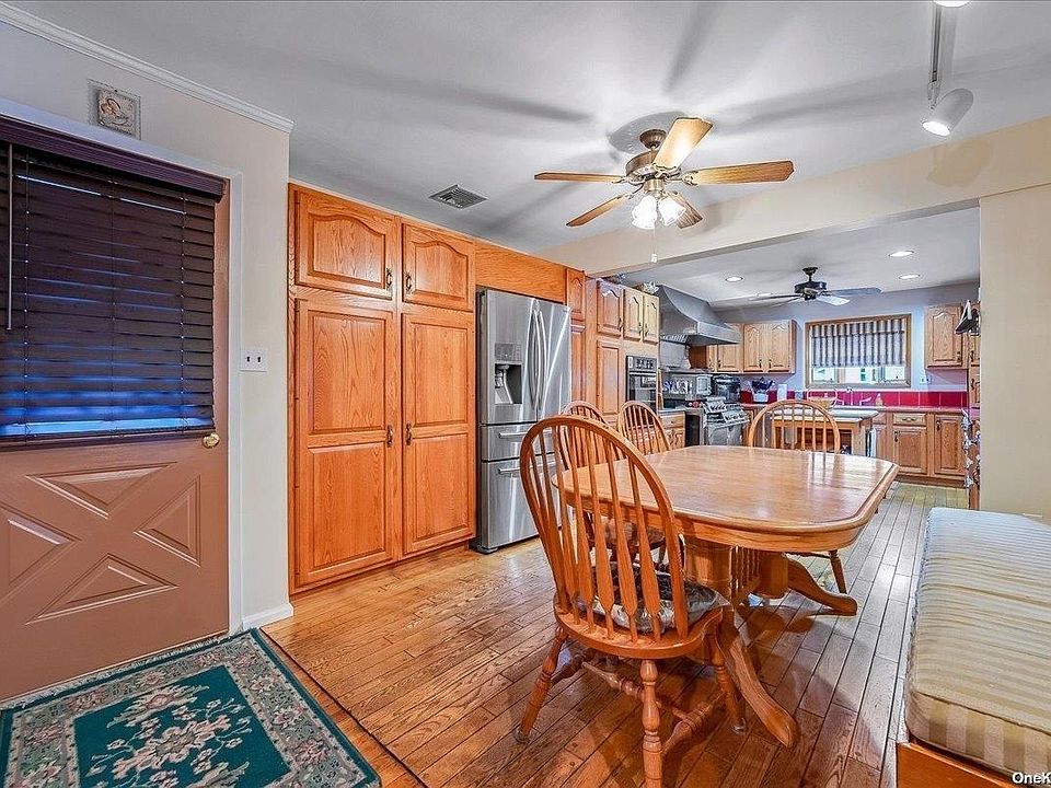 1st image of 115 Musgnug Avenue