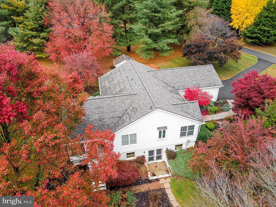 64 Wildflower Ln, Shepherdstown, WV 25443 | Zillow