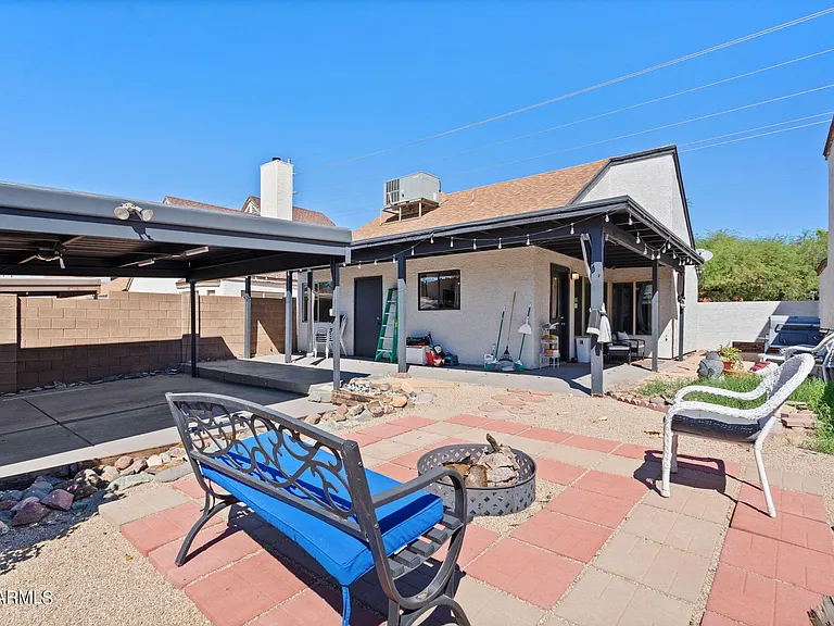 2129 W Rose Garden Ln — Photo 29