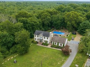 51 Bouchard Ln, Tiverton, RI 02878