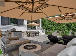 65 Myrtle Blvd, Larchmont, NY 10538