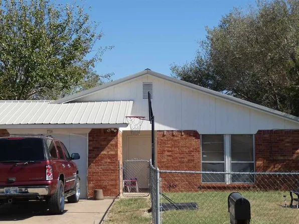 1714 SW Jesse L Davenport St, Lawton, OK 73501