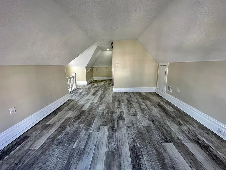 716 Southern Ave — Photo 28