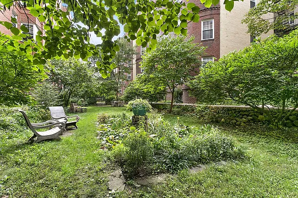 Sold by Corcoran | media 10