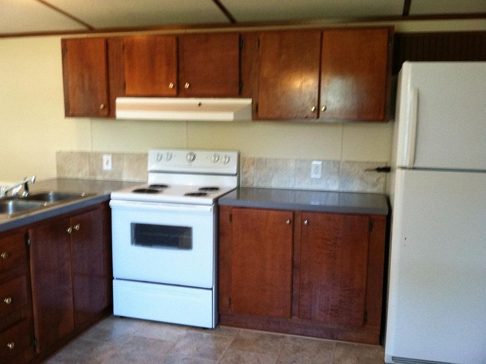 2nd image of 101 Leslie Golden Rd
