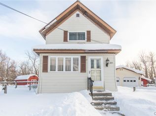 372 E Kirby St, Dexter, NY 13634