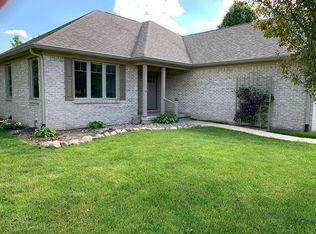 231 Woodridge Dr, Pittsboro, IN