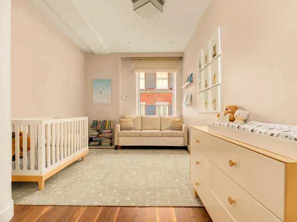 60 Beach Street image 8 of 11