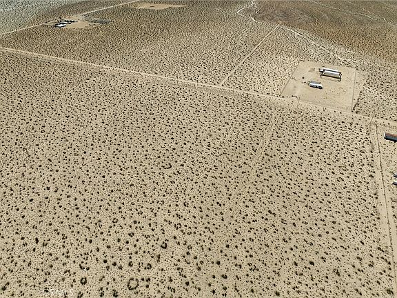 3rd image of 767 Foothill Rd
