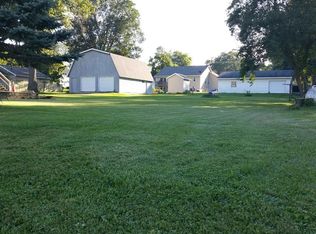 421 Water St, Center Pt, IA 52213