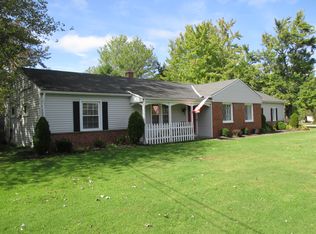103 Leaview Ln, Chagrin Falls, OH 44022