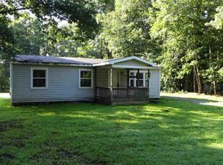 40 Ruritan Lake Rd, Scottsville, VA 24590