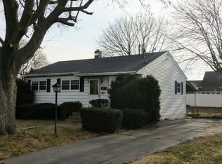 2121 Cypress Rd, Bethlehem, PA 18018