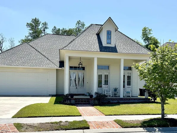 1930 Sugar Cane Ln, Baton Rouge, LA 70810