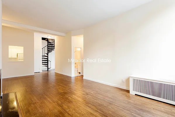 Rented by Mirador Real Estate | media 10