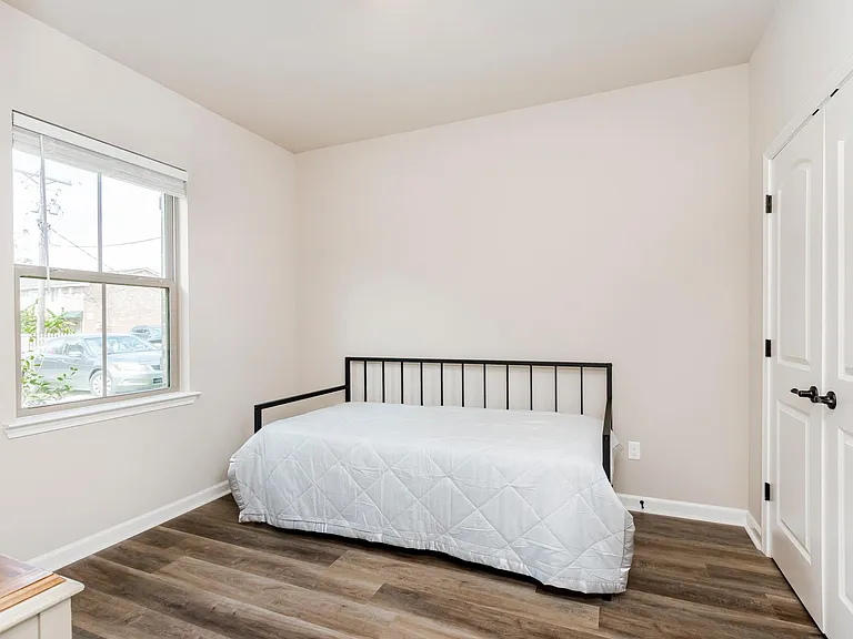2800 S Roth Ave — Photo 15