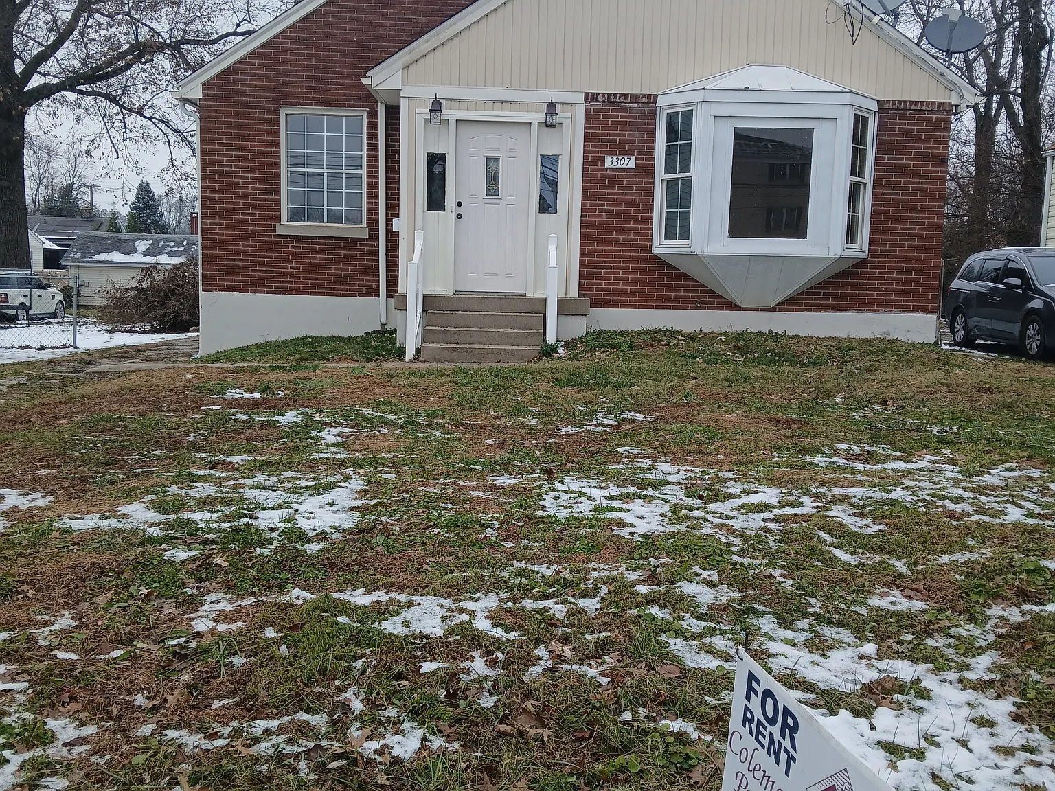 7 bed, 2.5 bath, 1118 sqft, $2,185 — Photo 1