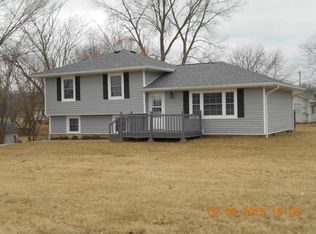 400 E Saint Eunice Rd, Fulton, MO 65251