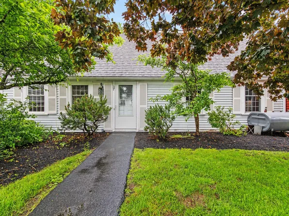 37 Starboard Drive #37, Cape Elizabeth, ME 04107