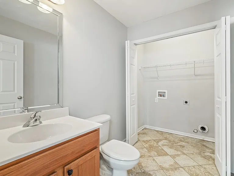 1707 Maple View Way — Photo 10