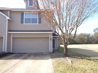 17147 Oakwood Chase Dr, Spring, TX 77379