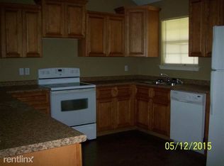 81 Tin Hill Dr #B, Carriere, MS 39426