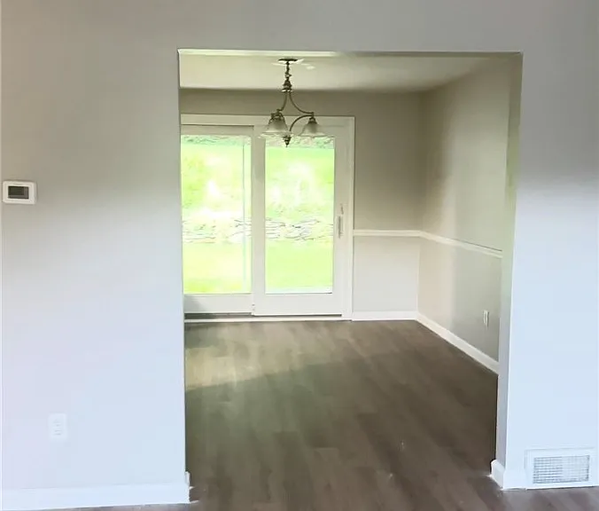 121 Connie Dr #B — Photo 4