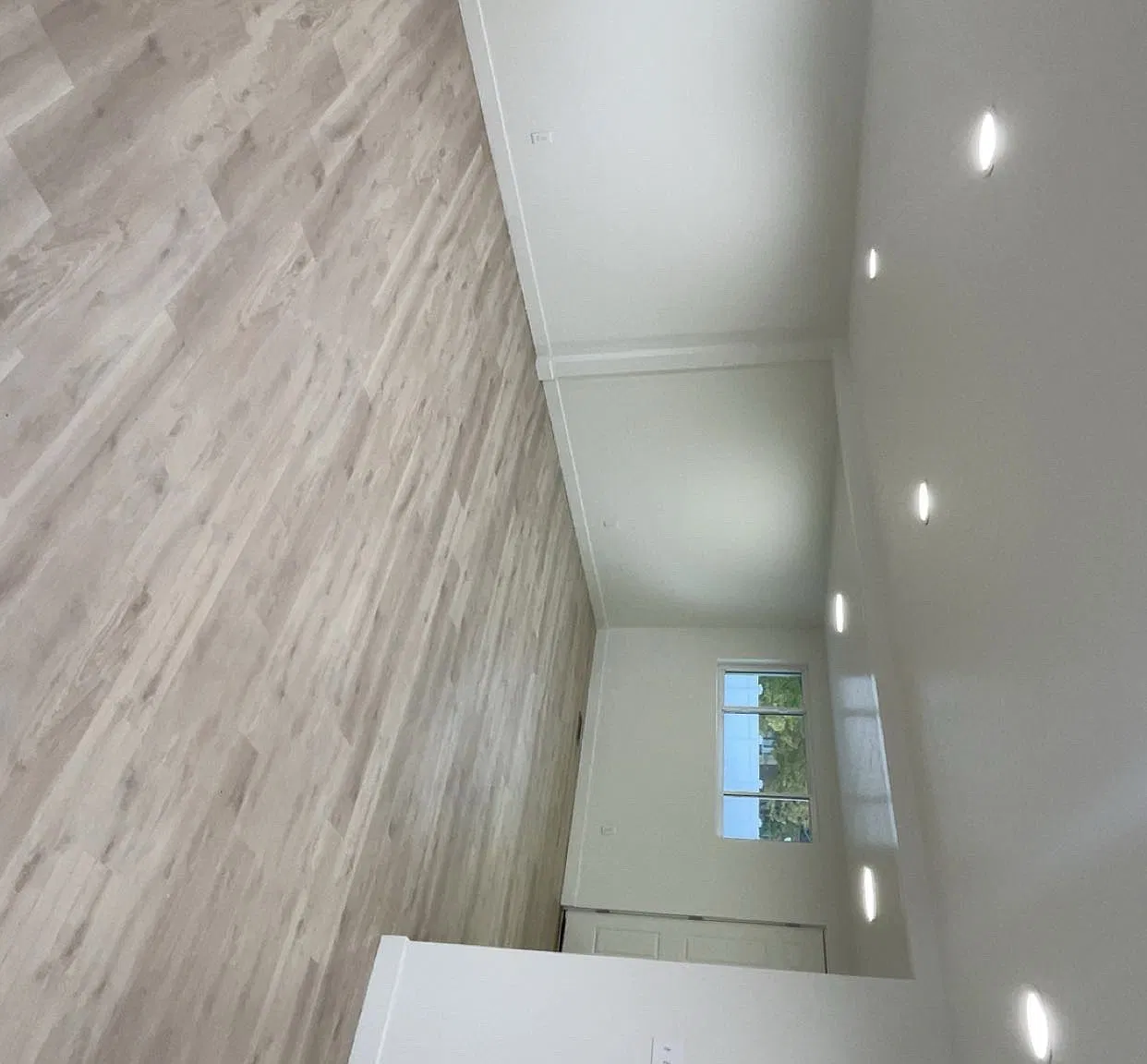 445 E Fort Union Blvd — Photo 2