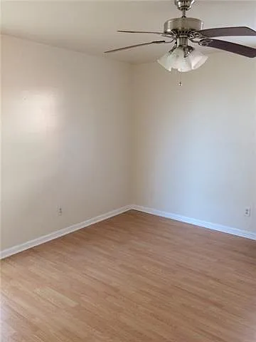 129 Fountain Dr — Photo 10