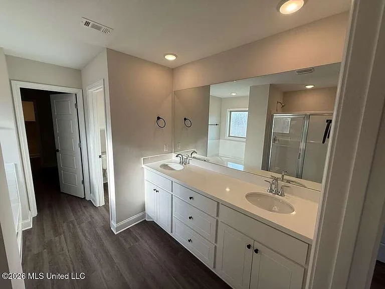 571 Patrick Farms Dr — Photo 19