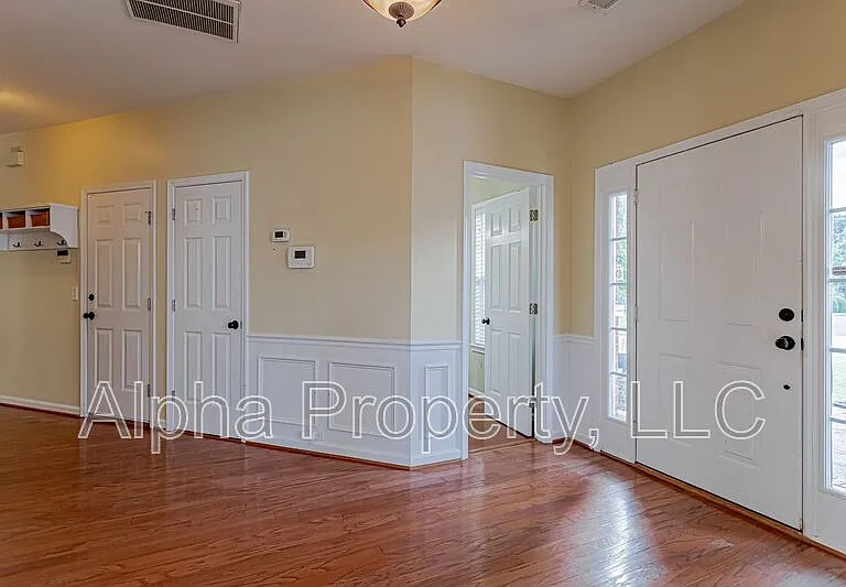 27 Lake Valley Ct — Photo 3