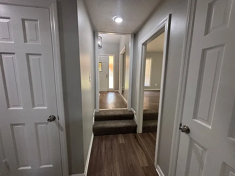 8280 Chippingham Dr — Photo 12