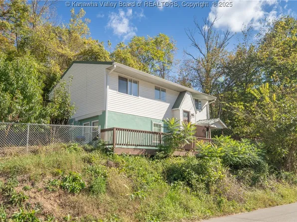 1014 Woodward Dr, Charleston, WV 25387