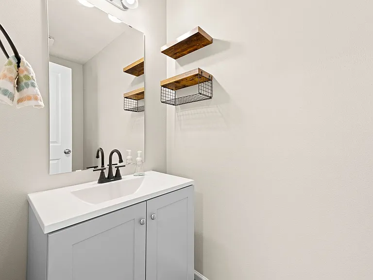 15204 Prescott Loop SE — Photo 3
