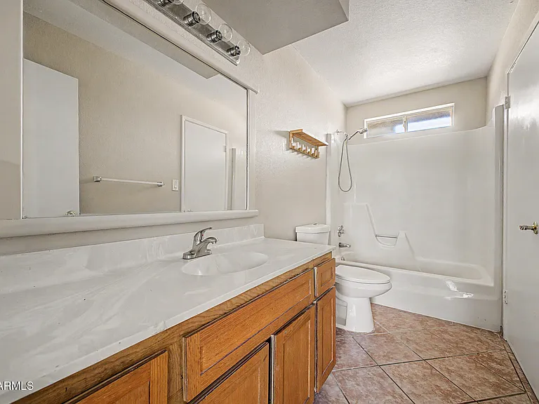 3338 W Tonto Ln — Photo 33