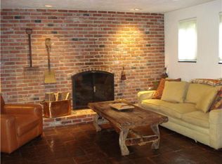 1 Oakhurst Ln, Pittsburgh, PA 15215