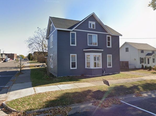 36 W Eau Claire St #4