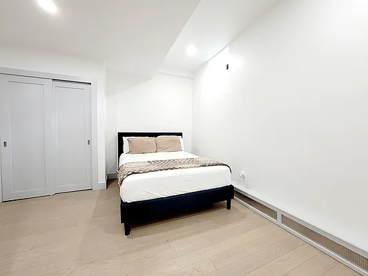 Rented by Kleier Residential | media 3