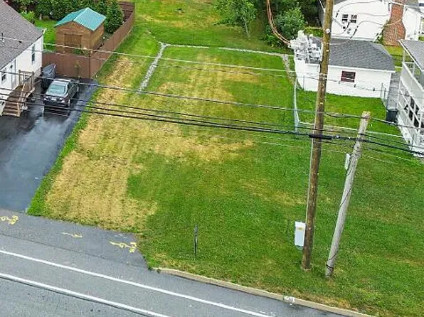 44 Poland Road, Auburn, ME 04210