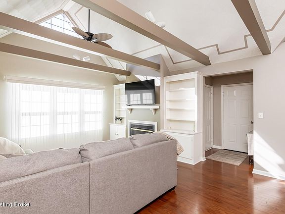 4th image of 4462 Southbridge Ct