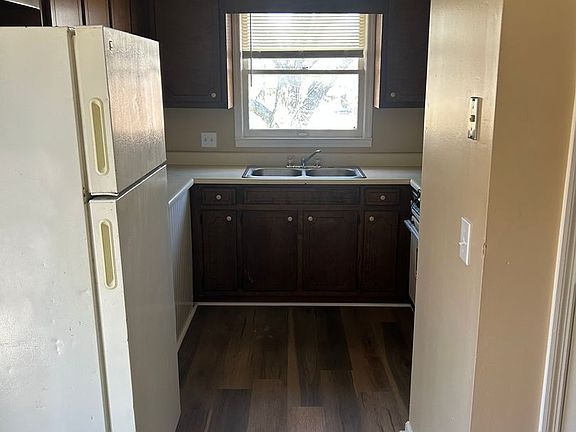 5th image of 4435 Torrance Dr NW APT D