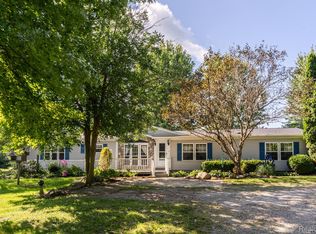 6064 Old State Rd, North Branch, MI 48461