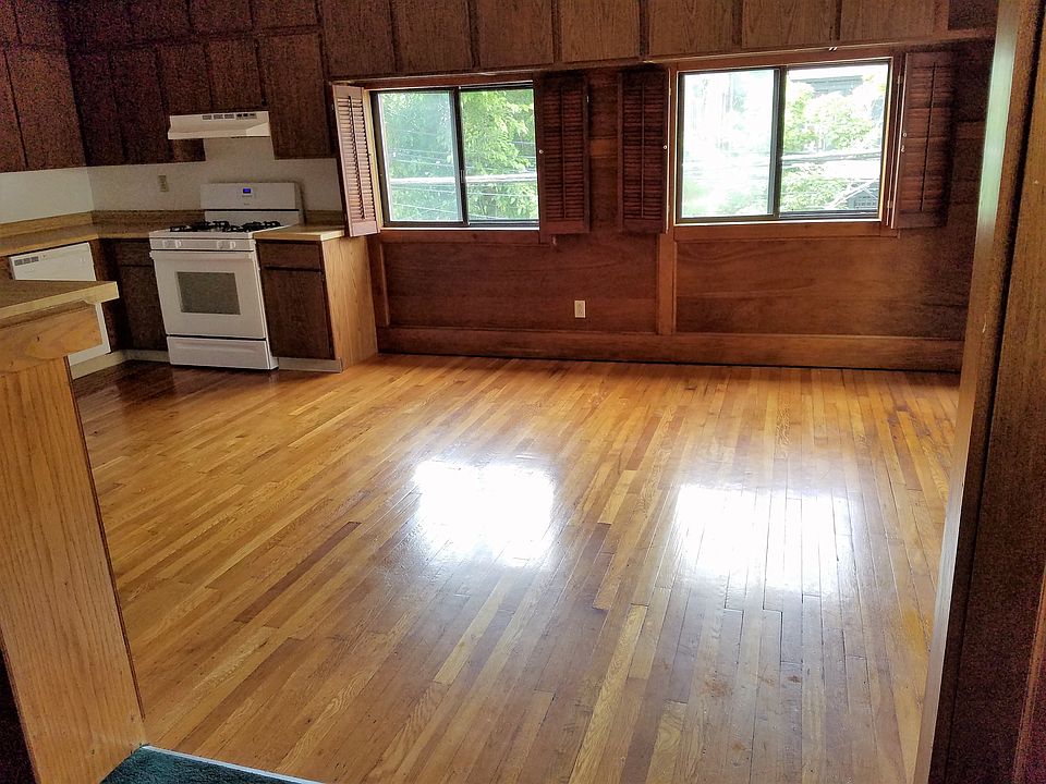 area off the kitchen