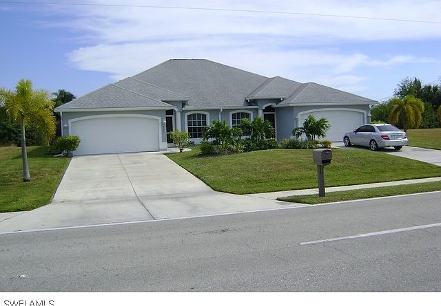 1st image of 427 Cultural Park Blvd S