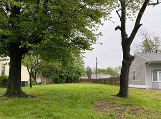 817 N Spring St, Evansville, IN 47711