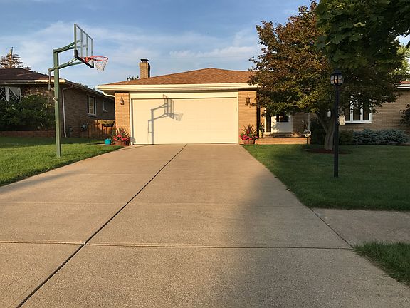 2nd image of 6465 Brookhill Dr