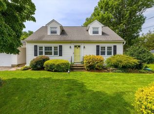 1 Paxton Rd, Spencer, MA 01562